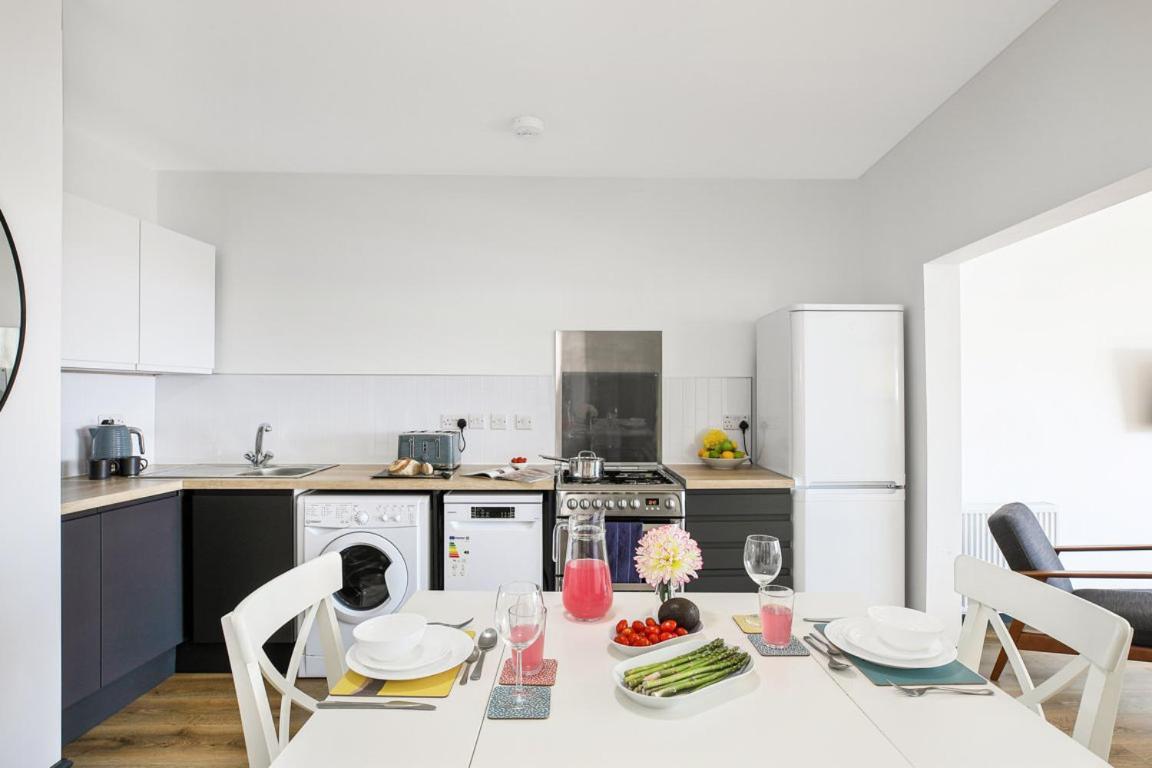 Tyme Suites On Kingsway クリーソープス エクステリア 写真