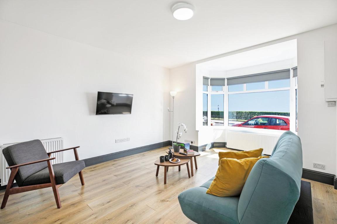 Tyme Suites On Kingsway クリーソープス エクステリア 写真